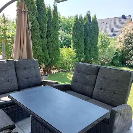 Lejlighed Modernes Haus Im Landhausstyle In Zons