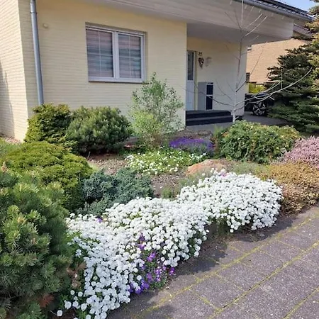 Modernes Haus Im Landhausstyle In Zons Lejlighed